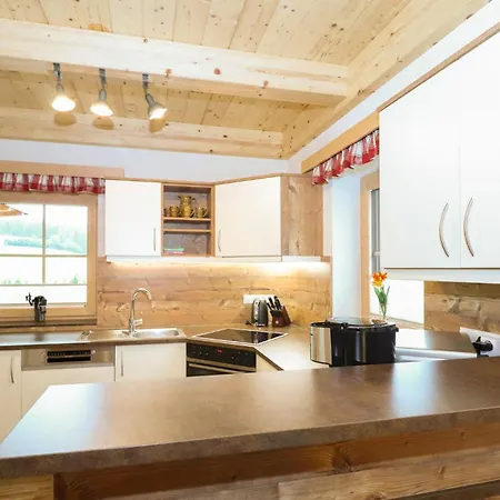 In Ruhiger Lage Poellau am Greim